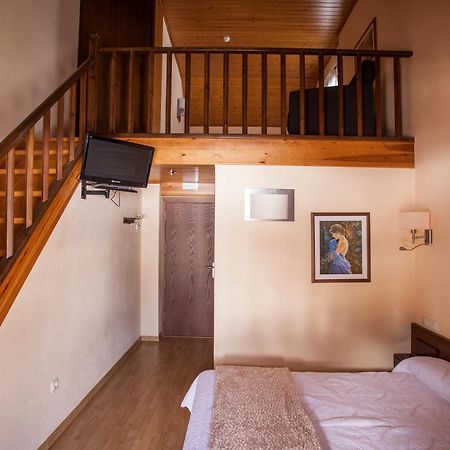 Hotel Avet La Coma i la Pedra Kültér fotó
