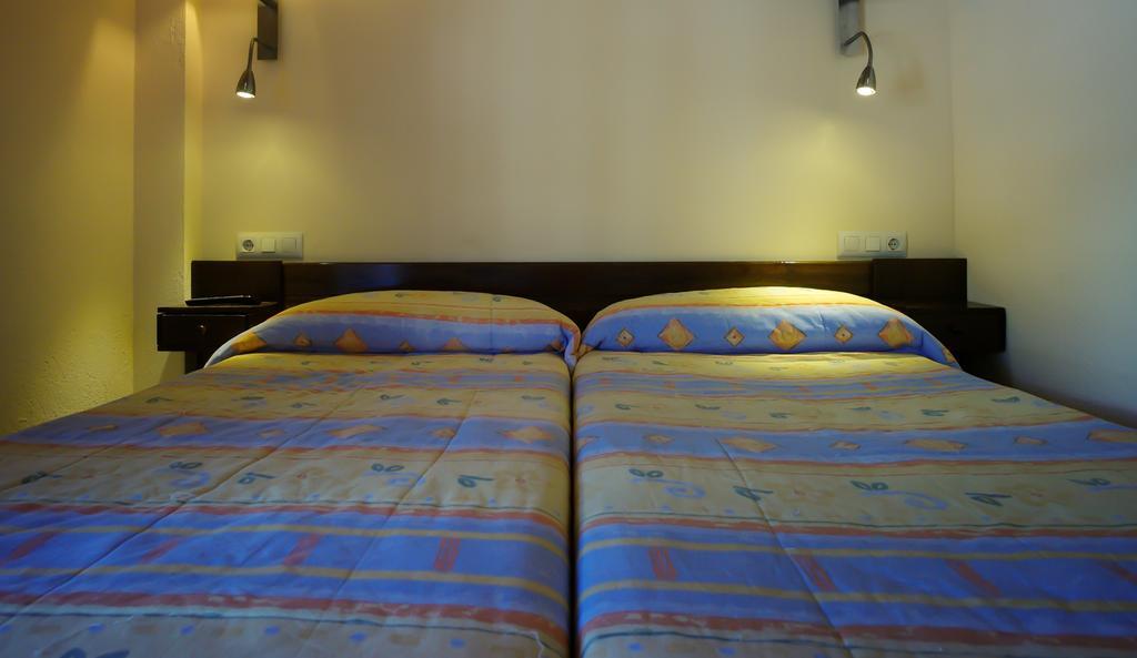 Hotel Avet La Coma i la Pedra Kültér fotó