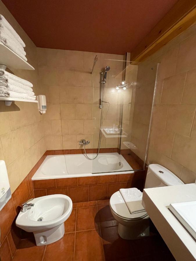 Hotel Avet La Coma i la Pedra Kültér fotó