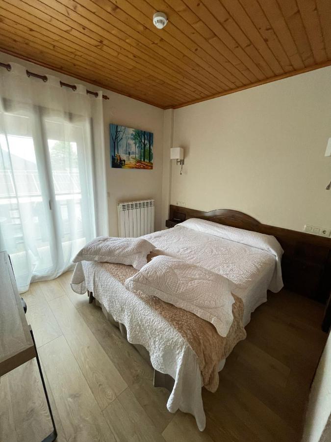 Hotel Avet La Coma i la Pedra Kültér fotó