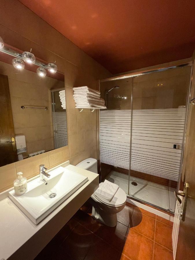 Hotel Avet La Coma i la Pedra Kültér fotó