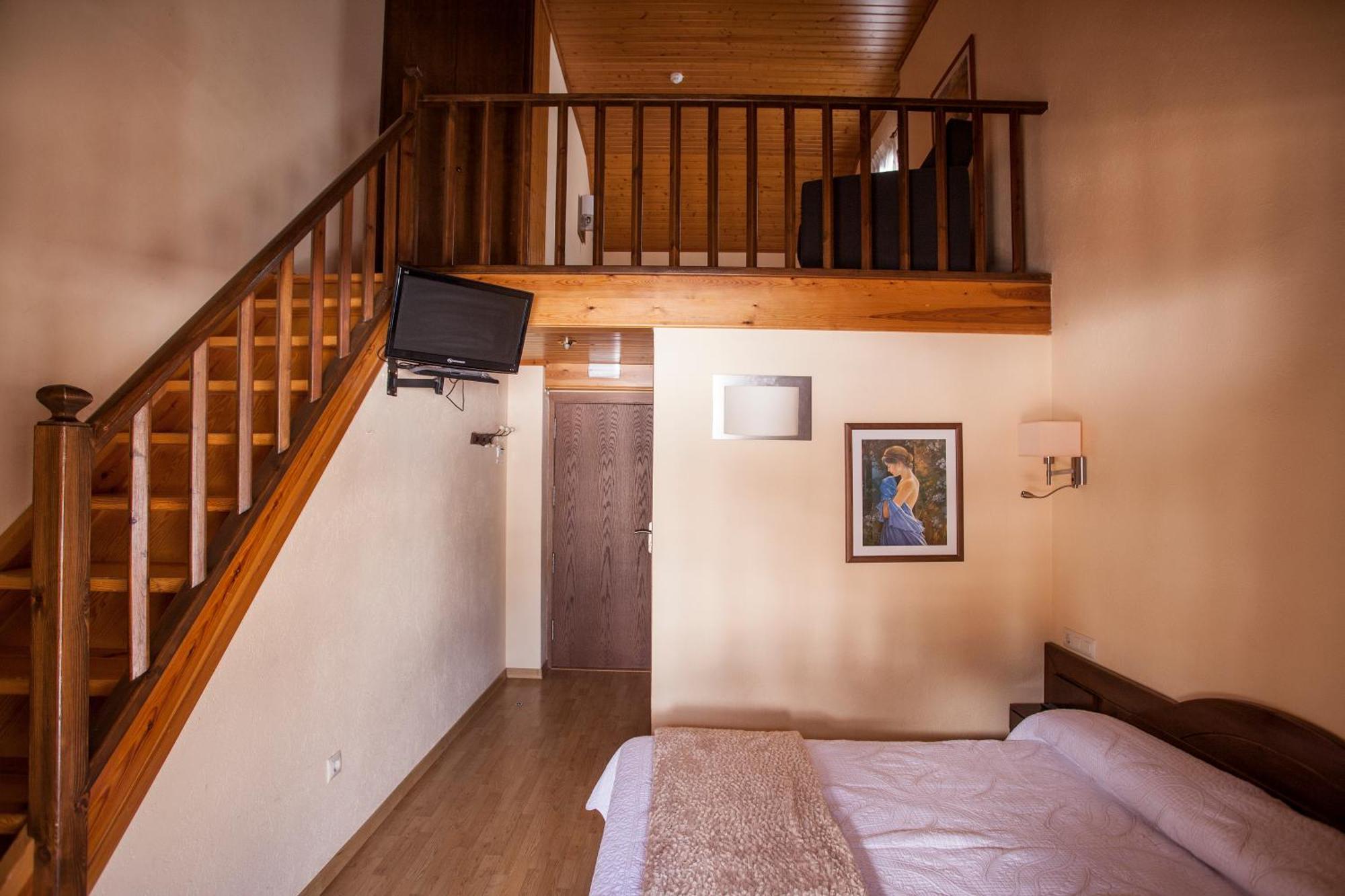 Hotel Avet La Coma i la Pedra Kültér fotó