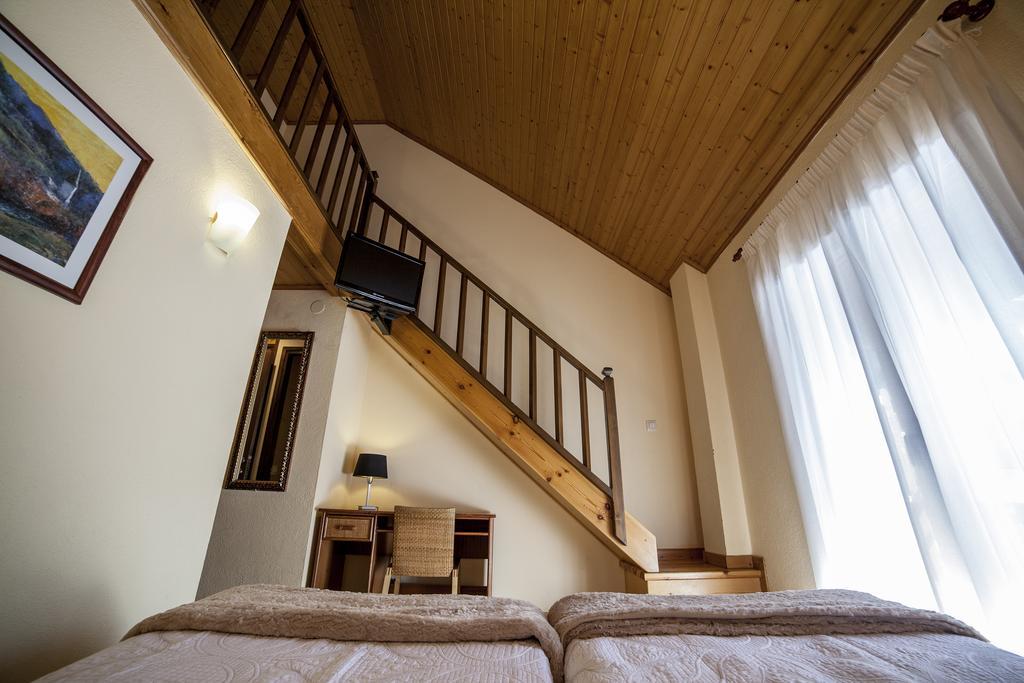 Hotel Avet La Coma i la Pedra Kültér fotó